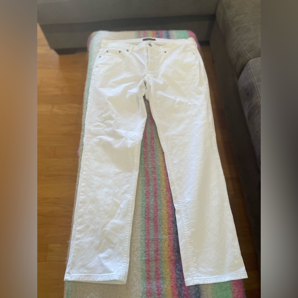 Br Girlfriend - image 3